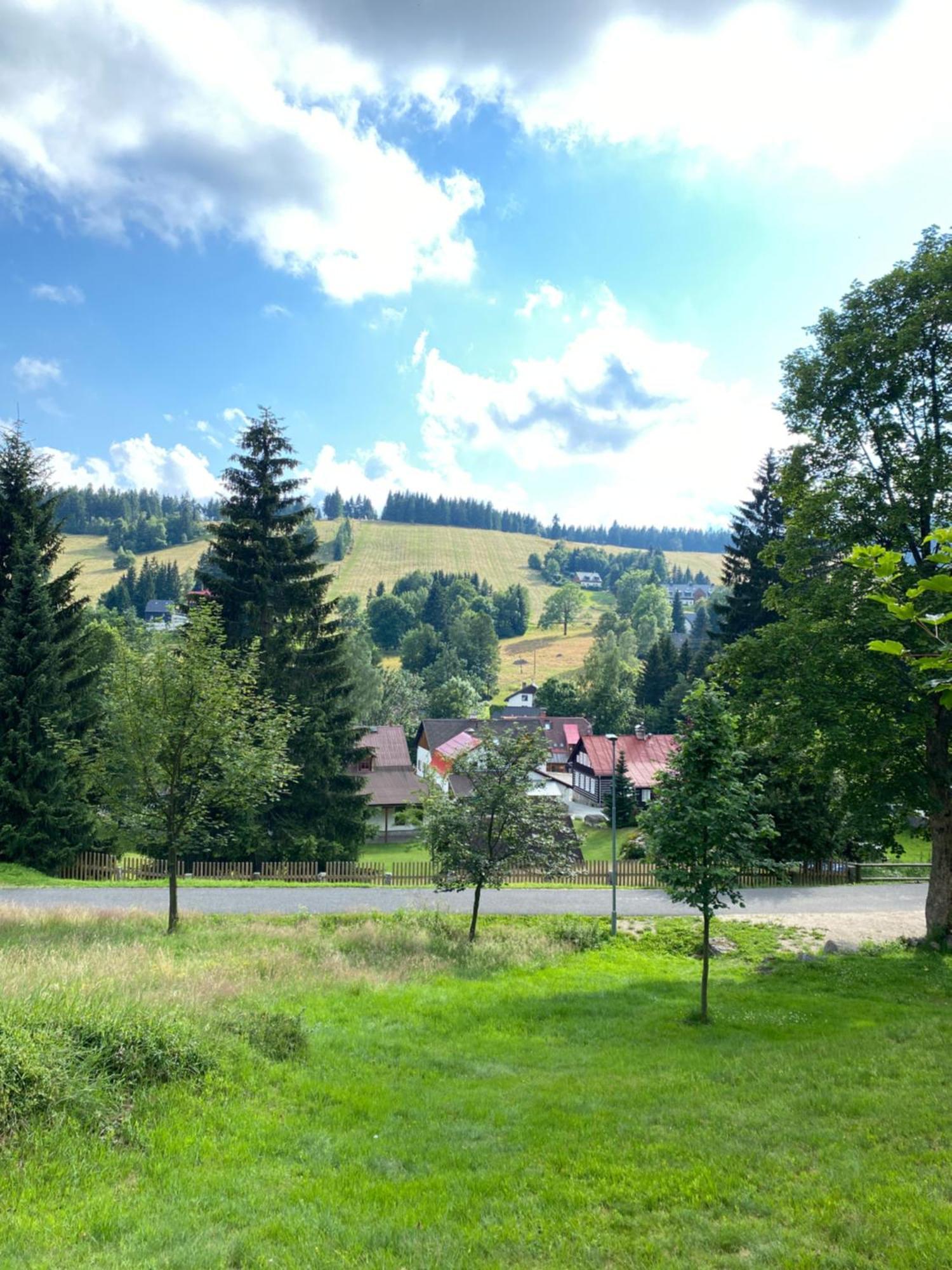 Samostatny Apartman Se Zahradou Bedřichov Exteriér fotografie